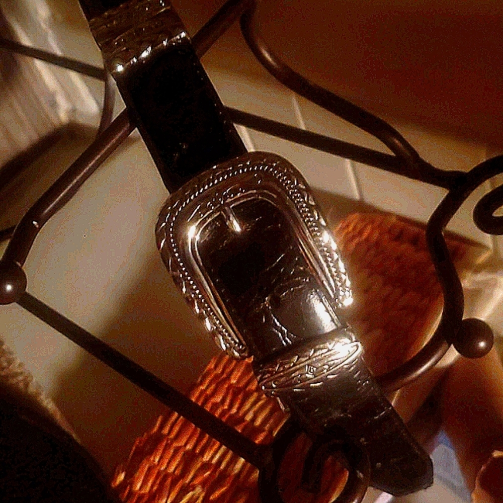 Mc 367 genuwine leather belt size medium